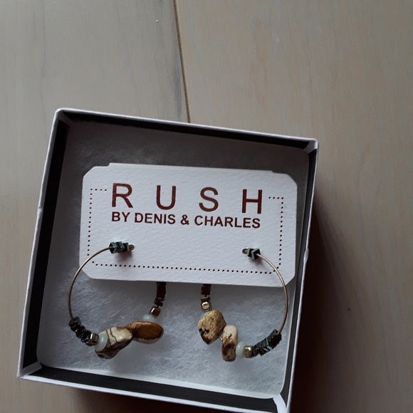 RUSH by Denis & Charles stone earrings New - Picture 2 of 2